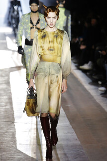 Moschino FALL 2018 MENSWEAR Milan MFW коллекция Moschino осень 2018 мужская неделя моды в Милане Mainstyles